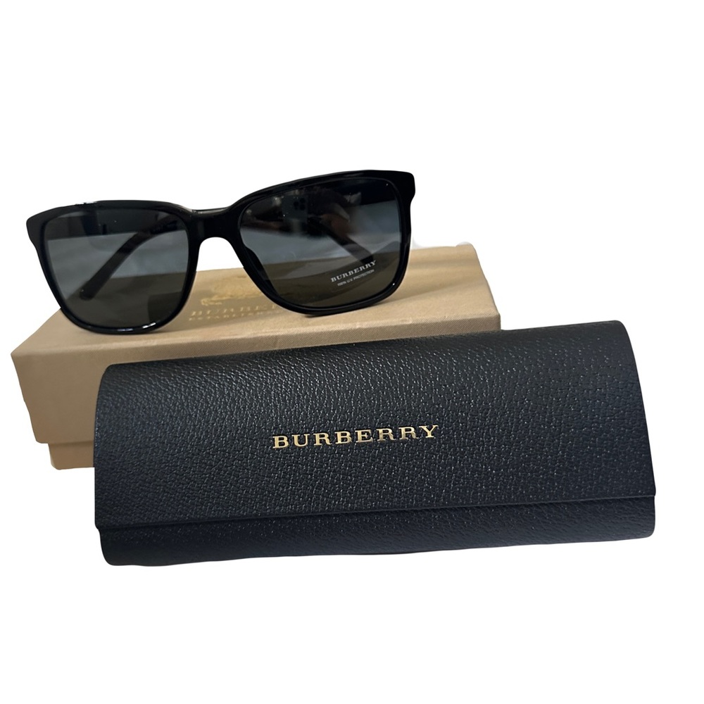 Burberry Sunglasses BE4181